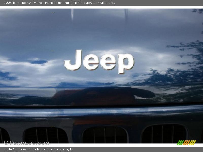 Patriot Blue Pearl / Light Taupe/Dark Slate Gray 2004 Jeep Liberty Limited