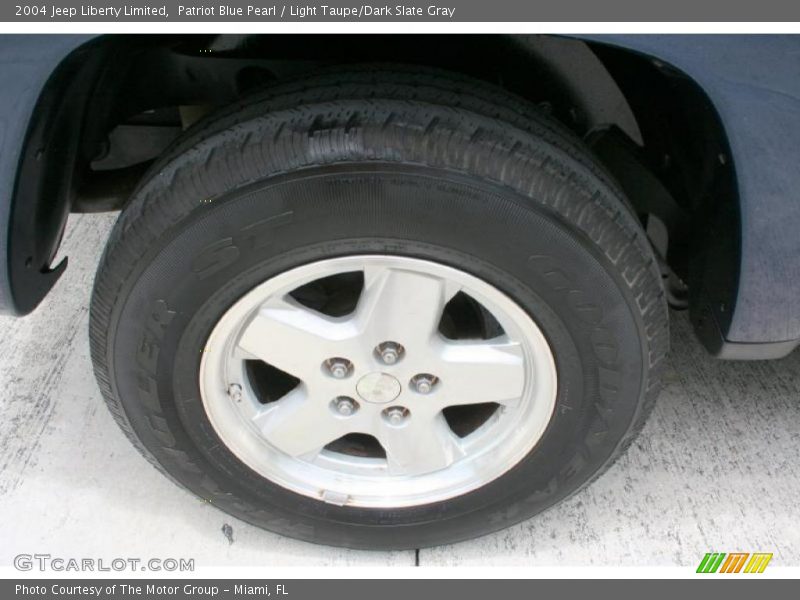 Patriot Blue Pearl / Light Taupe/Dark Slate Gray 2004 Jeep Liberty Limited