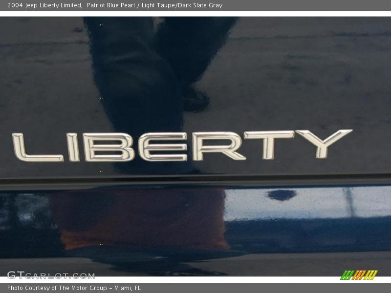 Patriot Blue Pearl / Light Taupe/Dark Slate Gray 2004 Jeep Liberty Limited