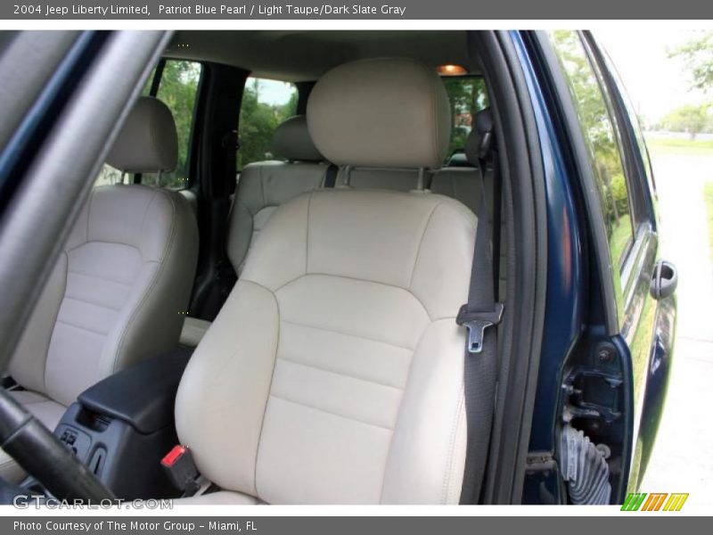 Patriot Blue Pearl / Light Taupe/Dark Slate Gray 2004 Jeep Liberty Limited