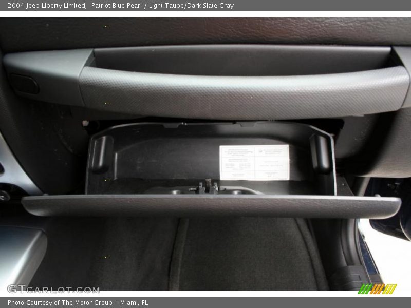 Patriot Blue Pearl / Light Taupe/Dark Slate Gray 2004 Jeep Liberty Limited
