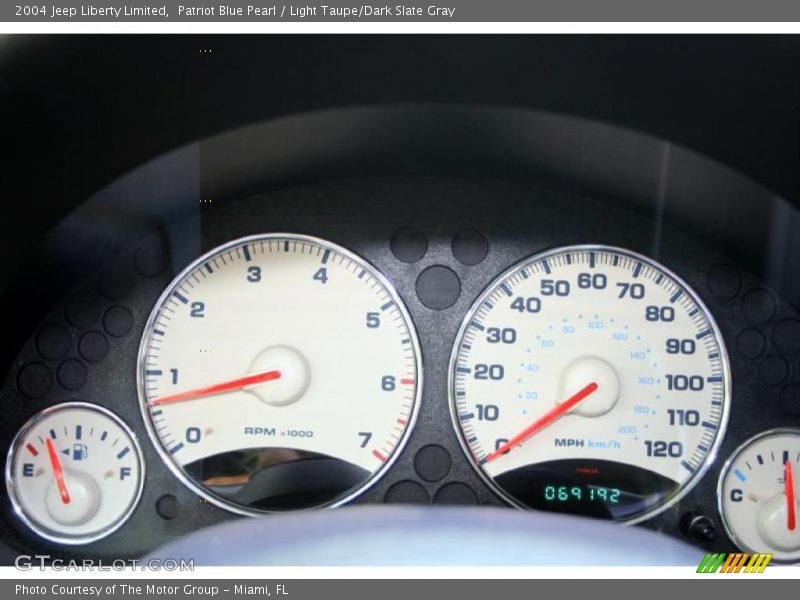 Patriot Blue Pearl / Light Taupe/Dark Slate Gray 2004 Jeep Liberty Limited
