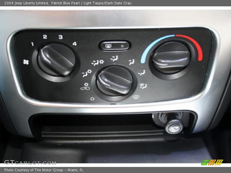 Patriot Blue Pearl / Light Taupe/Dark Slate Gray 2004 Jeep Liberty Limited