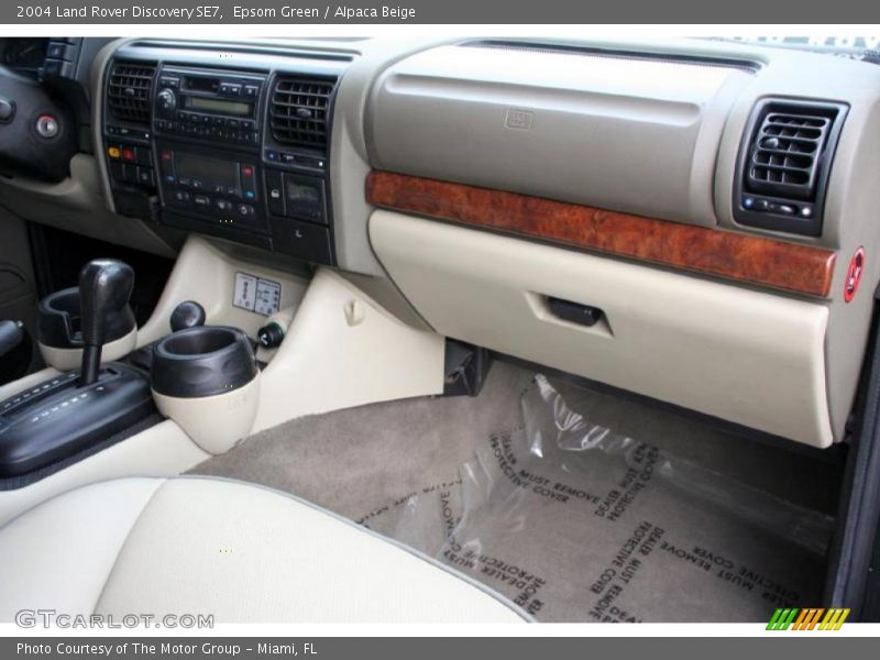Epsom Green / Alpaca Beige 2004 Land Rover Discovery SE7