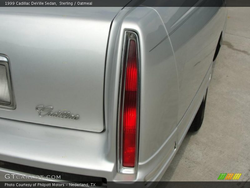 Sterling / Oatmeal 1999 Cadillac DeVille Sedan