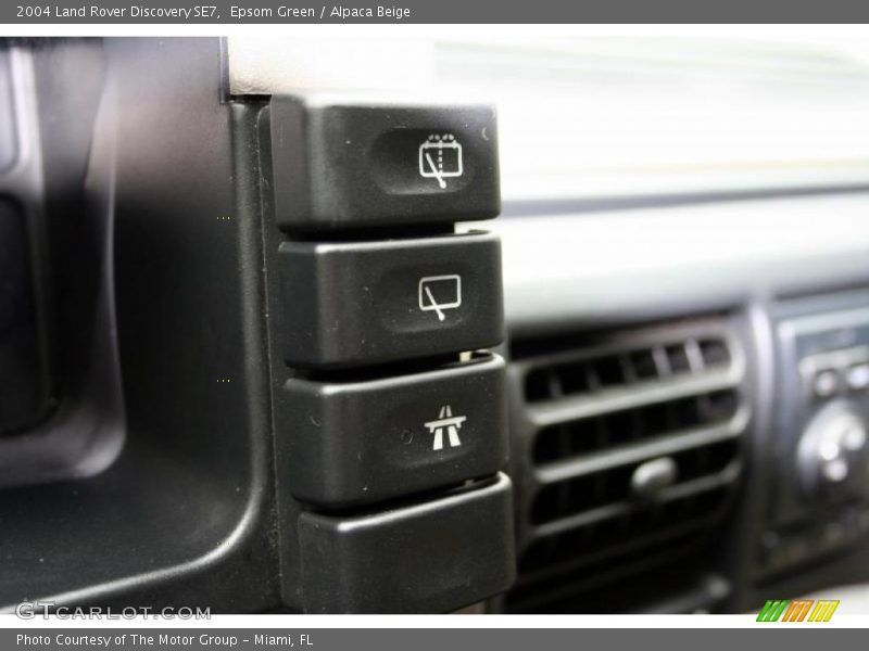 Epsom Green / Alpaca Beige 2004 Land Rover Discovery SE7
