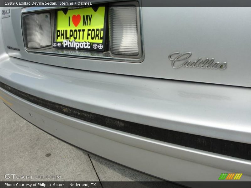 Sterling / Oatmeal 1999 Cadillac DeVille Sedan