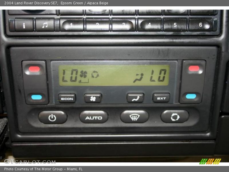 Epsom Green / Alpaca Beige 2004 Land Rover Discovery SE7