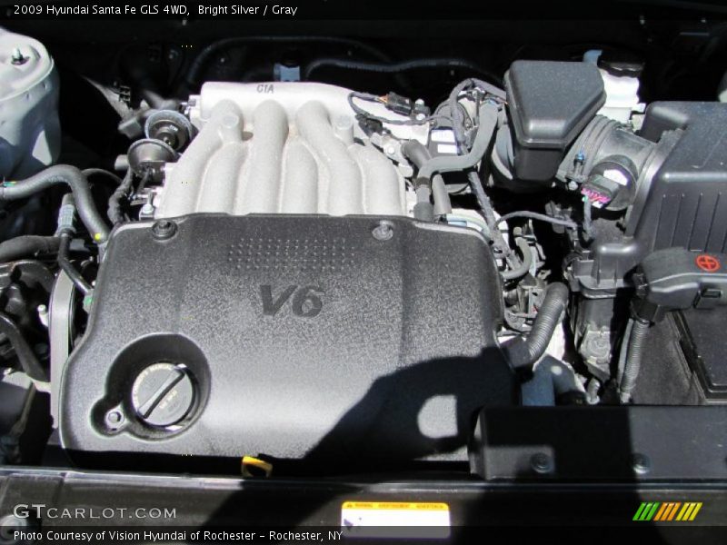 Bright Silver / Gray 2009 Hyundai Santa Fe GLS 4WD