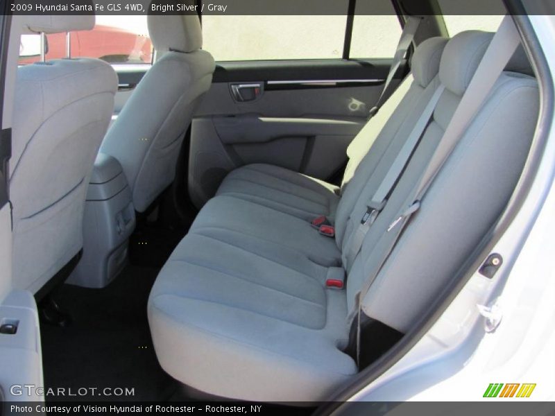 Bright Silver / Gray 2009 Hyundai Santa Fe GLS 4WD