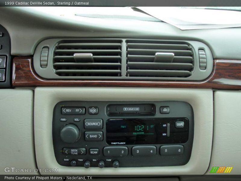 Sterling / Oatmeal 1999 Cadillac DeVille Sedan