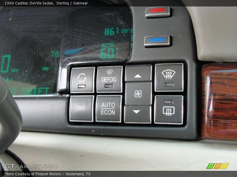 Sterling / Oatmeal 1999 Cadillac DeVille Sedan