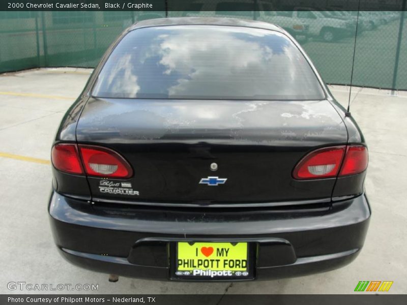 Black / Graphite 2000 Chevrolet Cavalier Sedan