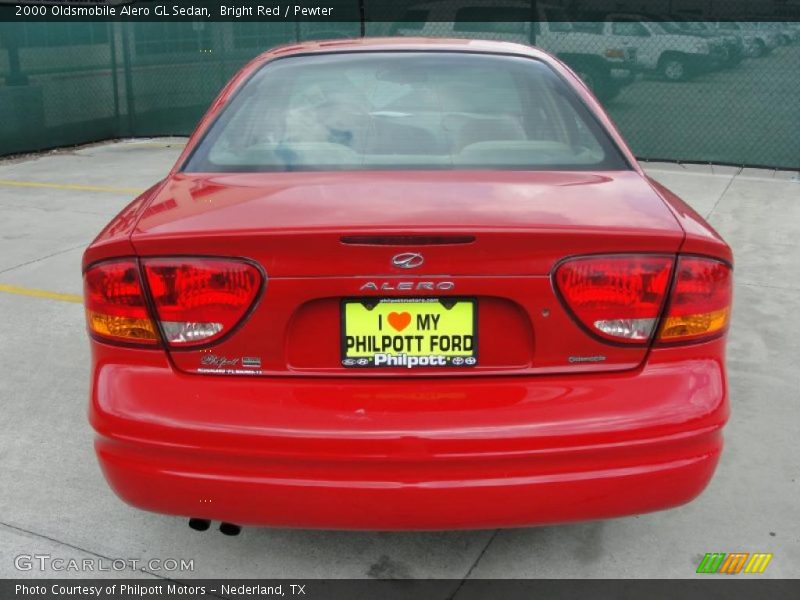 Bright Red / Pewter 2000 Oldsmobile Alero GL Sedan