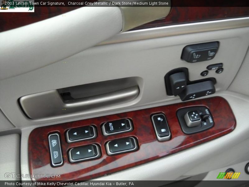 Charcoal Grey Metallic / Dark Stone/Medium Light Stone 2003 Lincoln Town Car Signature