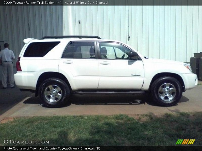Natural White / Dark Charcoal 2009 Toyota 4Runner Trail Edition 4x4