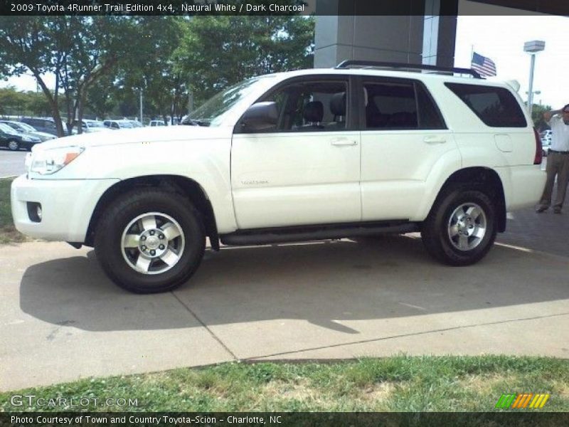 Natural White / Dark Charcoal 2009 Toyota 4Runner Trail Edition 4x4