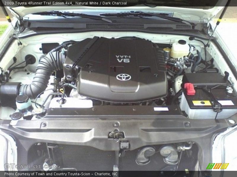 Natural White / Dark Charcoal 2009 Toyota 4Runner Trail Edition 4x4