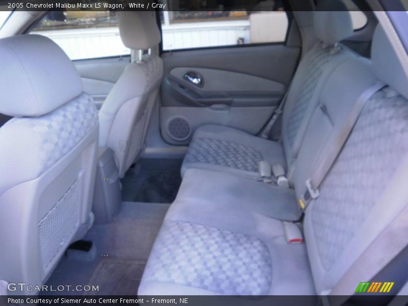 White / Gray 2005 Chevrolet Malibu Maxx LS Wagon