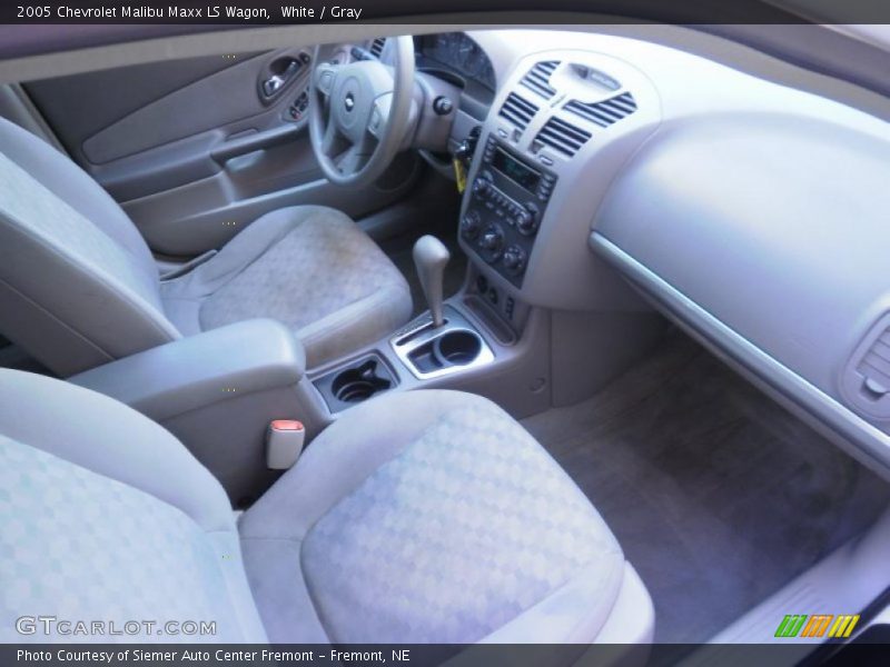 White / Gray 2005 Chevrolet Malibu Maxx LS Wagon
