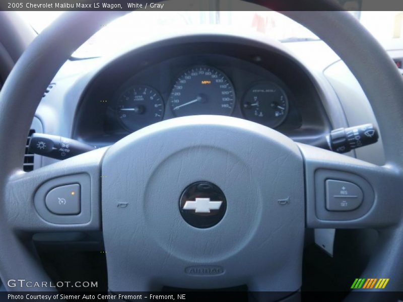 White / Gray 2005 Chevrolet Malibu Maxx LS Wagon