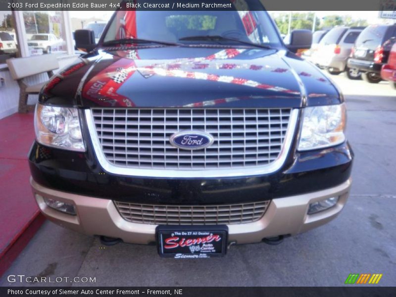 Black Clearcoat / Medium Parchment 2003 Ford Expedition Eddie Bauer 4x4