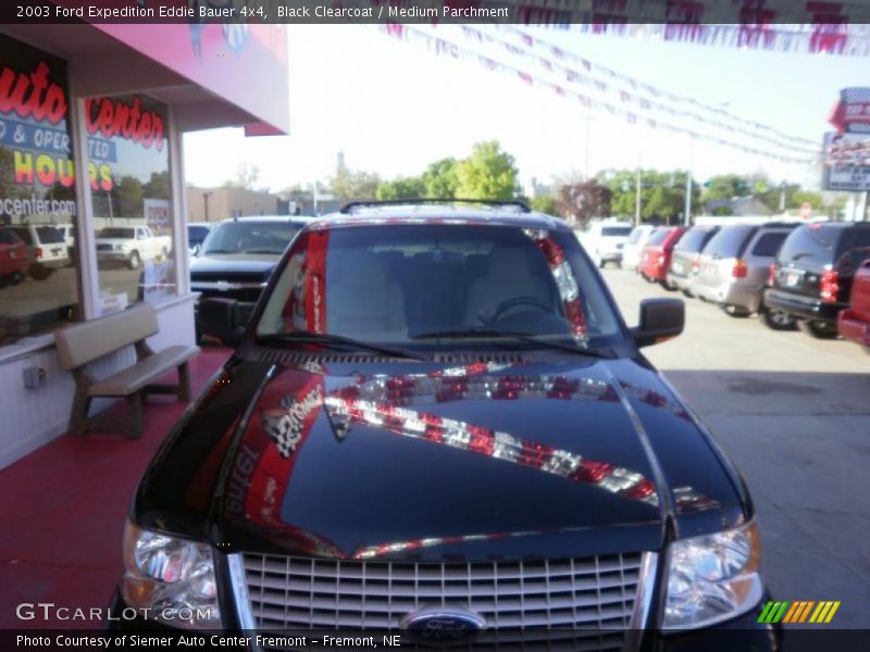 Black Clearcoat / Medium Parchment 2003 Ford Expedition Eddie Bauer 4x4