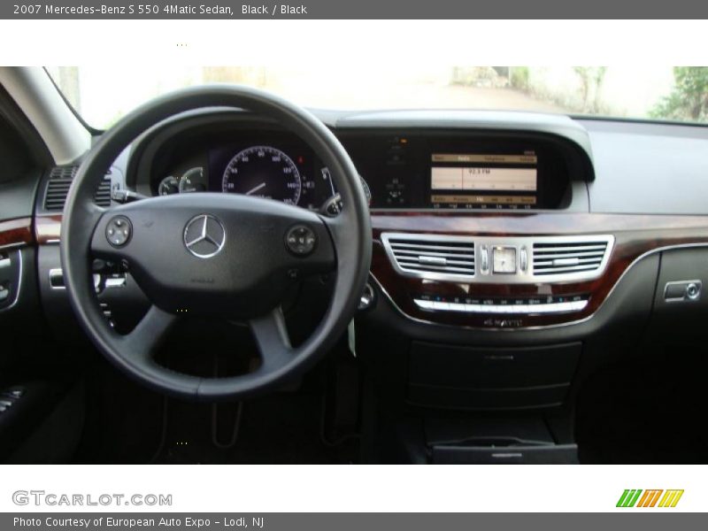 Black / Black 2007 Mercedes-Benz S 550 4Matic Sedan