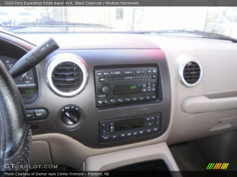Black Clearcoat / Medium Parchment 2003 Ford Expedition Eddie Bauer 4x4