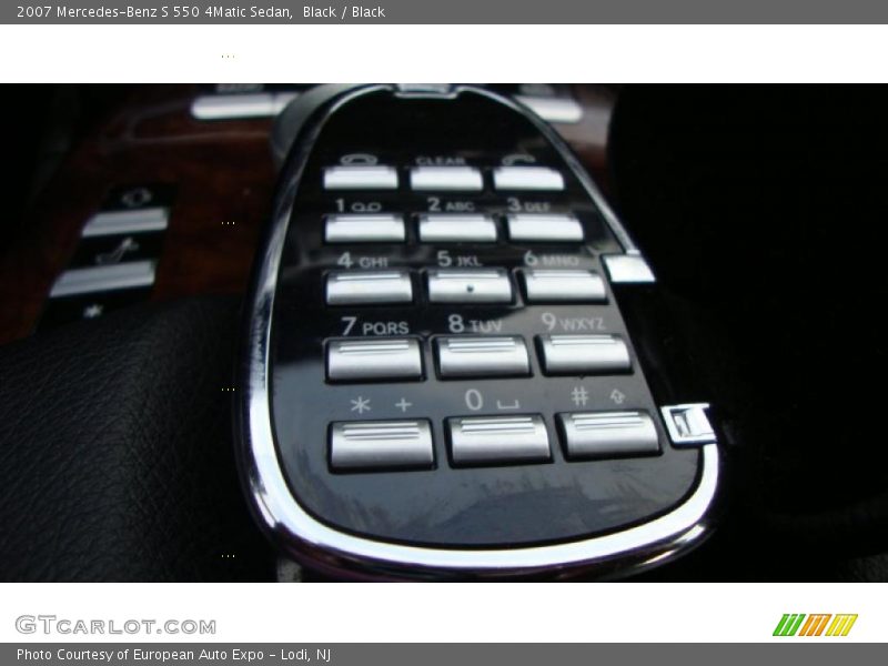 Black / Black 2007 Mercedes-Benz S 550 4Matic Sedan