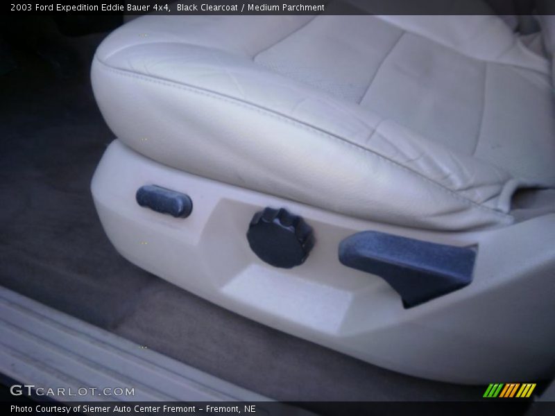Black Clearcoat / Medium Parchment 2003 Ford Expedition Eddie Bauer 4x4