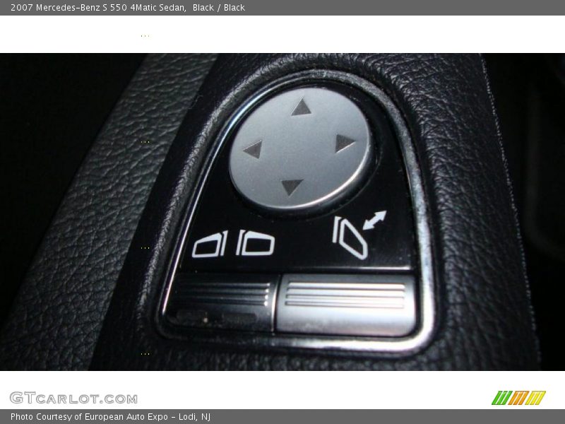 Black / Black 2007 Mercedes-Benz S 550 4Matic Sedan