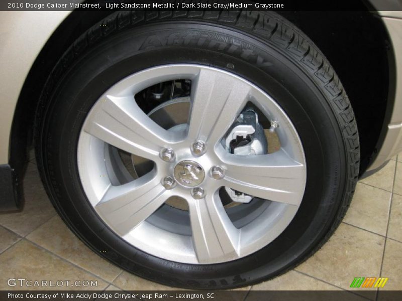 Light Sandstone Metallic / Dark Slate Gray/Medium Graystone 2010 Dodge Caliber Mainstreet