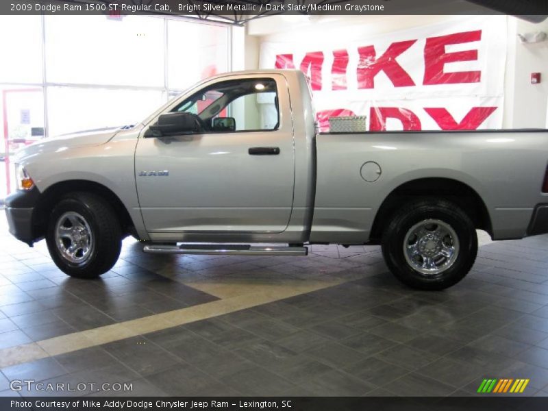 Bright Silver Metallic / Dark Slate/Medium Graystone 2009 Dodge Ram 1500 ST Regular Cab