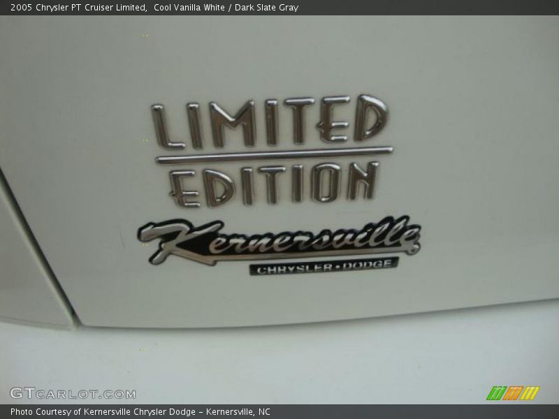 Cool Vanilla White / Dark Slate Gray 2005 Chrysler PT Cruiser Limited