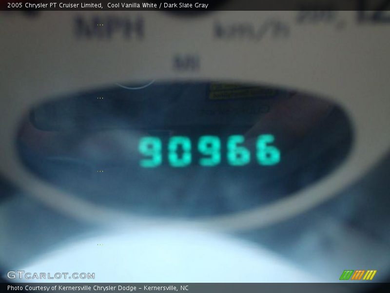 Cool Vanilla White / Dark Slate Gray 2005 Chrysler PT Cruiser Limited