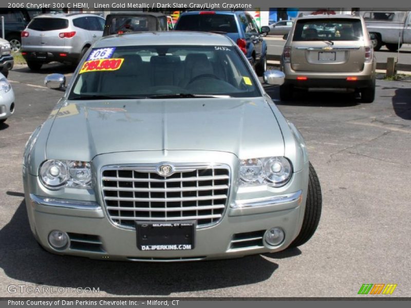 Linen Gold Metallic / Dark Slate Gray/Light Graystone 2006 Chrysler 300 C HEMI