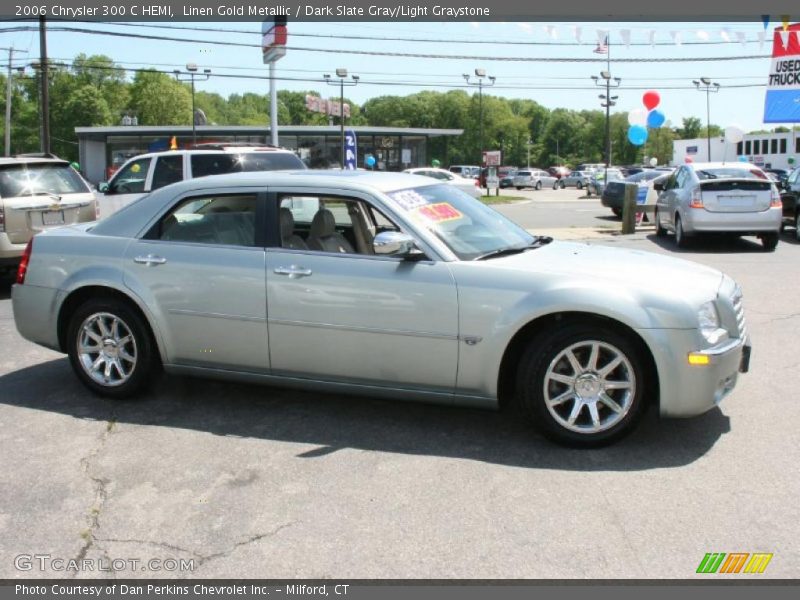 Linen Gold Metallic / Dark Slate Gray/Light Graystone 2006 Chrysler 300 C HEMI