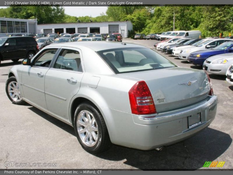 Linen Gold Metallic / Dark Slate Gray/Light Graystone 2006 Chrysler 300 C HEMI