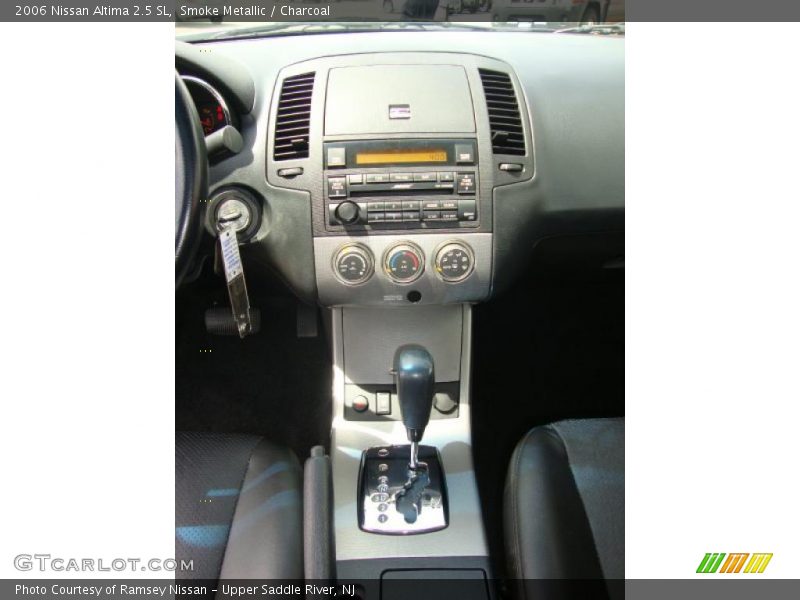 Smoke Metallic / Charcoal 2006 Nissan Altima 2.5 SL