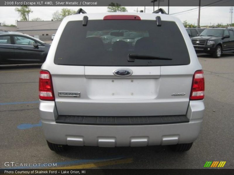 Silver Metallic / Charcoal 2008 Ford Escape XLT 4WD