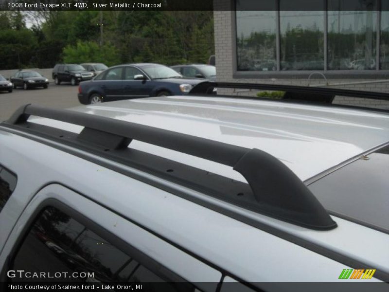 Silver Metallic / Charcoal 2008 Ford Escape XLT 4WD