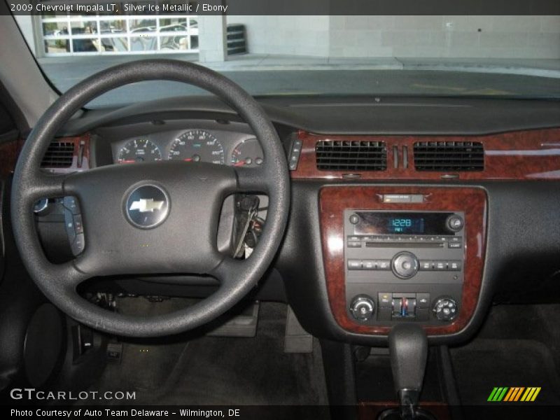 Silver Ice Metallic / Ebony 2009 Chevrolet Impala LT