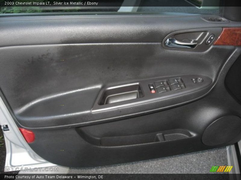 Silver Ice Metallic / Ebony 2009 Chevrolet Impala LT