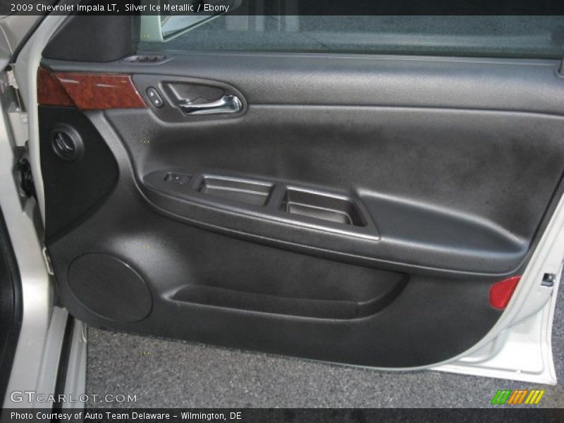 Silver Ice Metallic / Ebony 2009 Chevrolet Impala LT