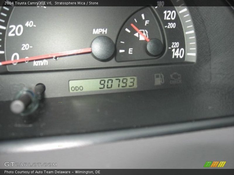 Stratosphere Mica / Stone 2004 Toyota Camry XLE V6