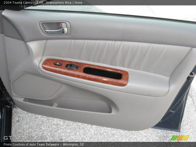 Stratosphere Mica / Stone 2004 Toyota Camry XLE V6