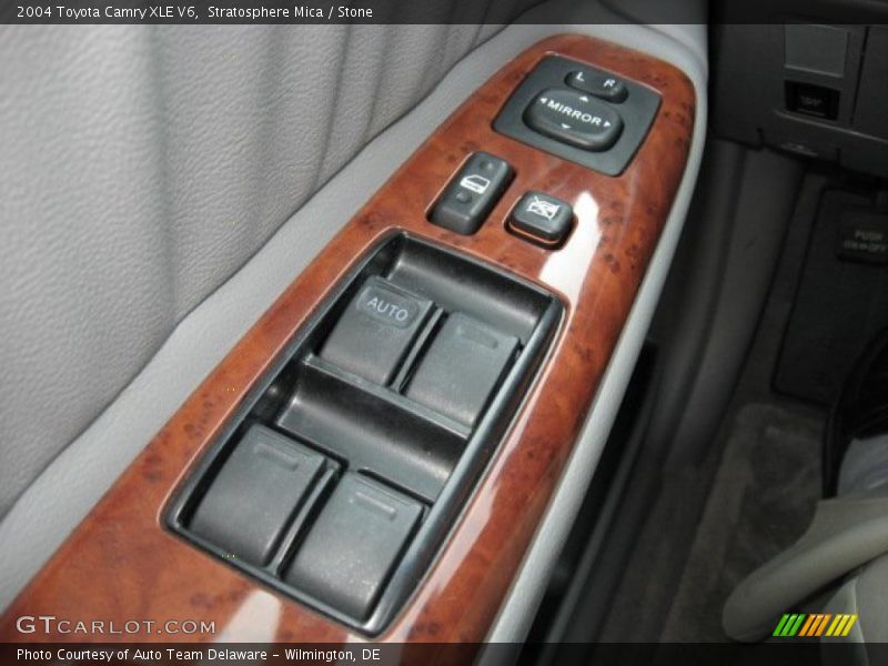 Stratosphere Mica / Stone 2004 Toyota Camry XLE V6