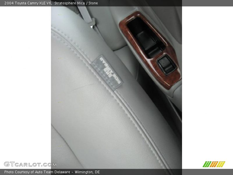 Stratosphere Mica / Stone 2004 Toyota Camry XLE V6