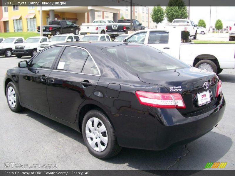 Black / Bisque 2011 Toyota Camry